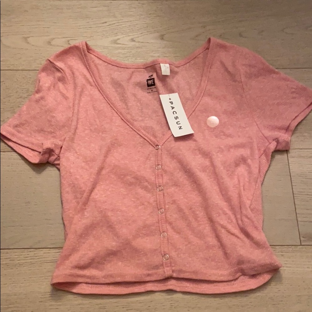 Cropped pink tee